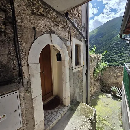 Le Di Reno Valle Del Gizio Lägenhet *