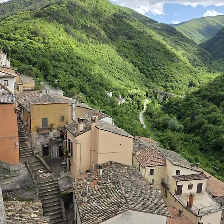 Lägenhet Le Di Reno Valle Del Gizio *